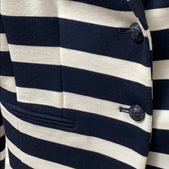 Blazer - Picture 3 of 3